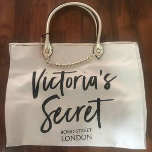NWT Victorias Secret Cream Fashion Show Tote